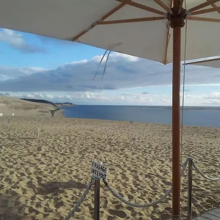 Prázdninový dům Maison Vue Sur Le Bassin, Proche Du Centre *