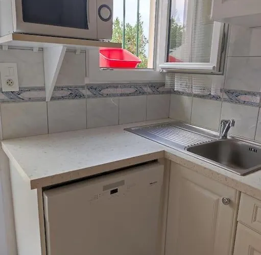 Maison Vue Sur Le Bassin, Proche Du Centre Holiday home